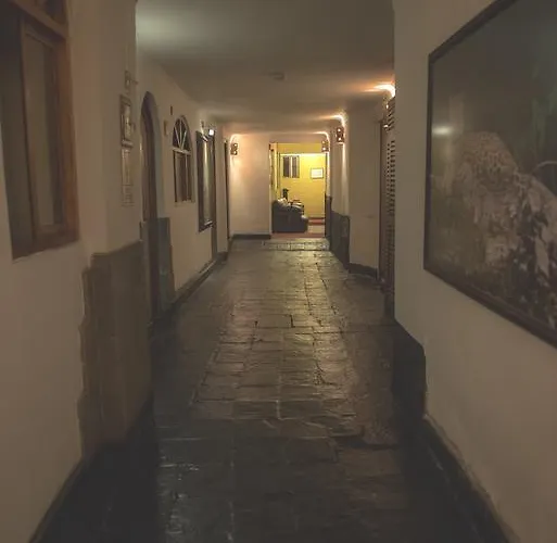 Oblitas Plaza De Armas ホテル